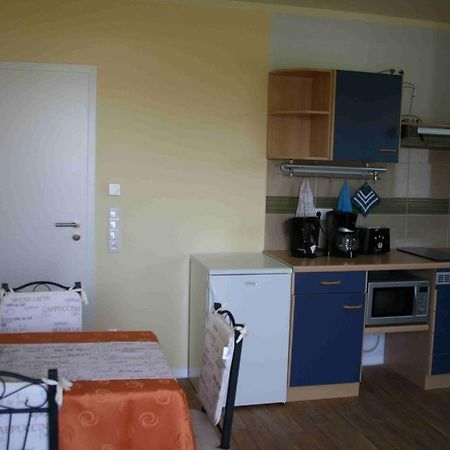 Uebernachtung Bei Michael - Ferienwohnung Rostock Extérieur photo