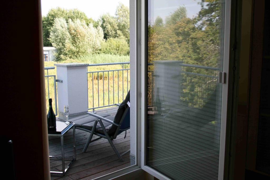 Uebernachtung Bei Michael - Ferienwohnung Rostock Extérieur photo